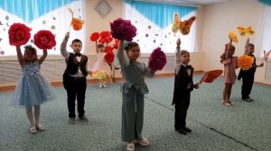 _Танец с цветами и бабочками_ Подготовительная группа МБДОУ Центр развития ребёнка-детский сад