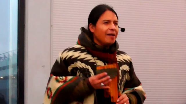 Зажигаем! Еще! Индеец из Эквадора Inty Pakarina. смотреть онлайн