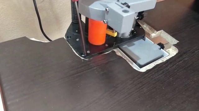 Кромкооблицовочный станок DELTAMACHINERY DM-100