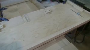 Пазы ласточкин хвост и клинья для них.