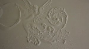 Барельеф на стене