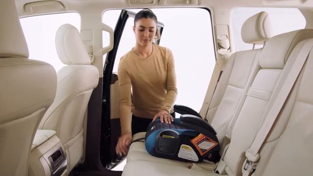 Chicco GoFit Backless Booster Car Seat Installation смотреть онлайн