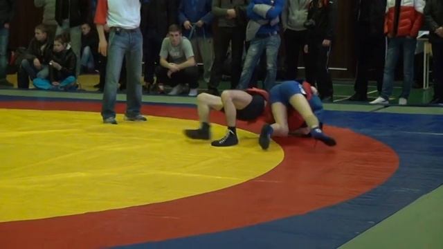 Насенюк -Ткаченко (57кг). Чемпионат Киева по самбо 2013. смотреть онлайн