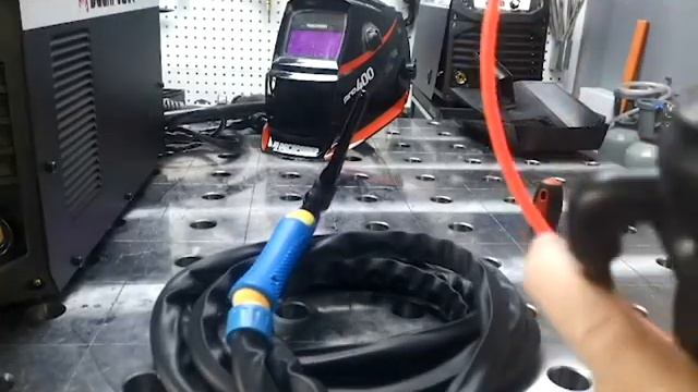How to use the LIFT DC TIG torch for new users смотреть онлайн