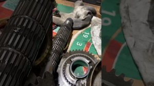 Герметик в масленых каналах! Кпп . Так делать не надо !