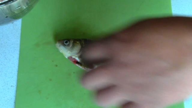 СЕКРЕТ ЖАРЕНОГО КАРАСЯ без КОСТЕЙ. ОЧЕНЬ ПРОСТО!! КАРАСЬ в МАНКЕ смотреть онлайн