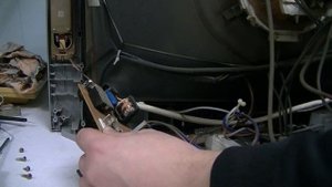 Ремонт старого телевизора ONIKS