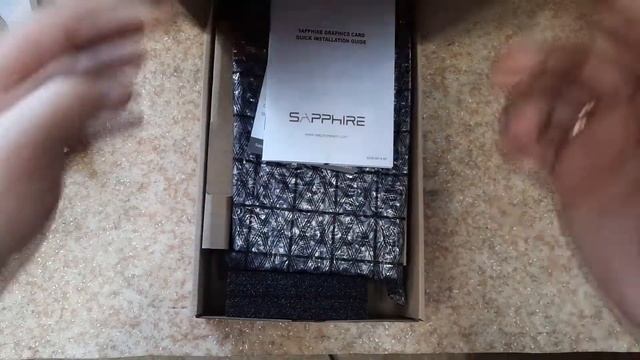Распаковка видеокарты Sapphire PULSE AMD Radeon RX 6500 XT из Computeruniverse