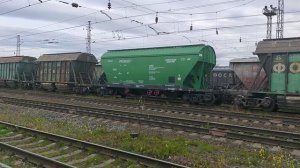 Тепловоз ТЭМ7А-0091, вытягивает грузовой состав со станции Апатиты-Сортировочная!