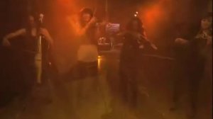 Muses get the weekend started with "Paint it Black"