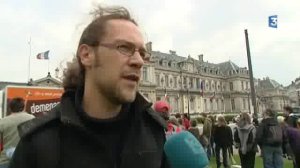 Grenoble : Manifestation "déménageons-le" de RESF