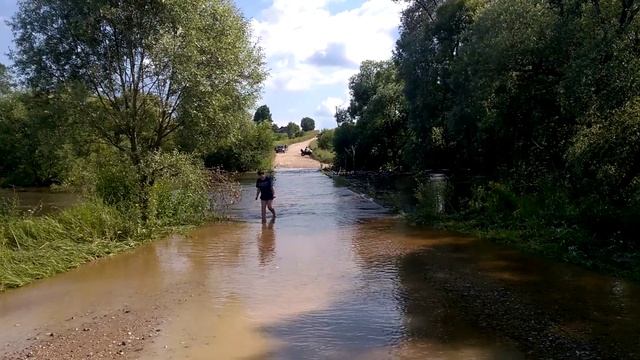 Квадрик может всё.Калужсая обл.Разлив р.Лужа. смотреть онлайн