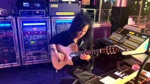 Steve Stevens demo of Godin Grand Concert Deluxe