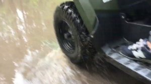 Polaris sportsman 500 ho наваливает по бездорожью ?