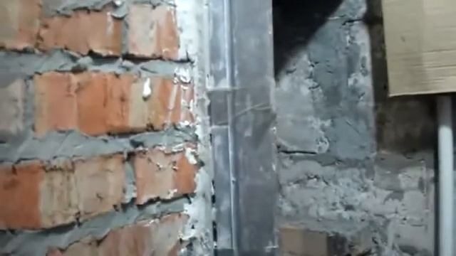 Установка 6 мм маяка с помощью штукатурного правила смотреть онлайн