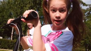 Алиса Буслова & Тая Скоморохова - Как ни крути