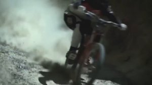 Супер крутые трюки на горном велосипеде!