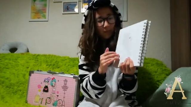 АНИМА\\обзор на новый сундучок для рисования и на мой новый скечбук\\ смотреть онлайн