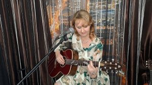 "Одэтта" - музыка и слова Елена Терентьева (Лепёхина)
Исполнение 23.01.24
Сочинение 2001 год