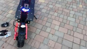 Ultron t128 с моторами 6,5 см