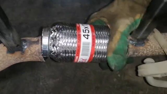 Lada Vesta Замена Гофры Выхлопной Системы... смотреть онлайн