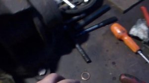 Как починить насос ручной подкачки топлива ГАЗ 4301