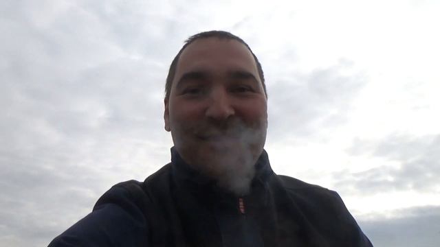 И БИЛОН ЦАРСКИЙ И ЧЕШУЯ - Я ДОВОЛЕН! КОП В ПОСАДСКОМ РАЙОНЕ смотреть онлайн