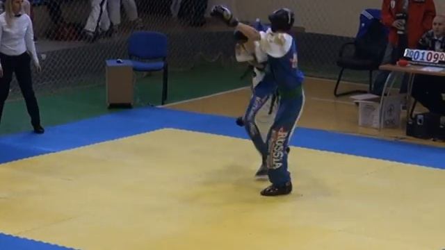 Лебедев Дмитрий - Толстоносов 1.2 ПОИНТ 23.10.15 Кубок г.Симферополь по кикбоксингу WAKO смотреть онлайн