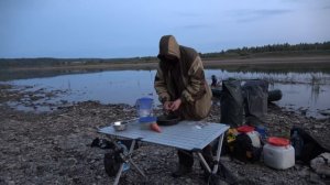 900 км по северным рекам. 24 дня один в тайге Ч12. Деревни на Ижме. Лесная изба. Охотничье зимовье