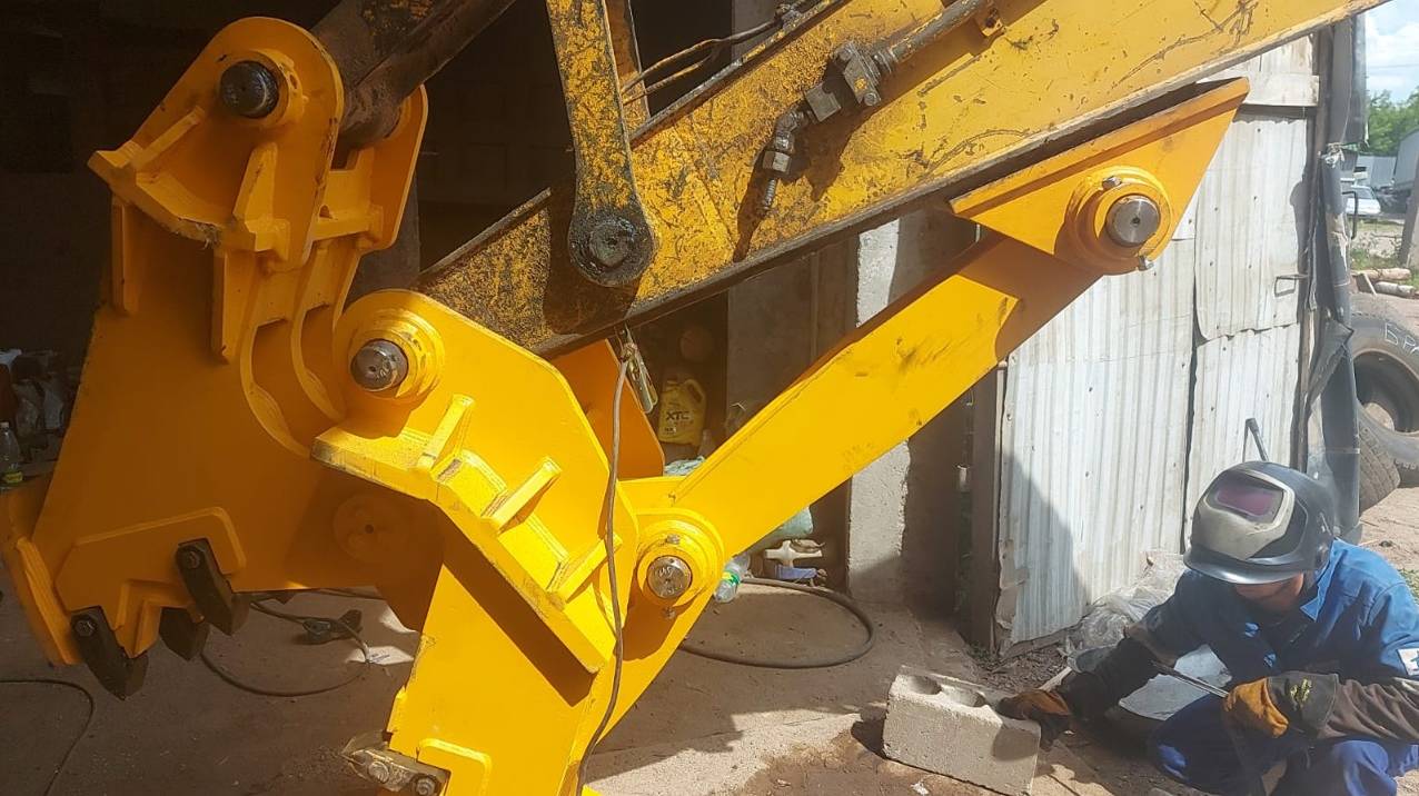 Крашер механический со сменными зубьями на R210W-9S