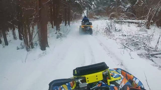 Перевернули BRP XMR и нашли брошенный джип с ключами в зажигании! смотреть онлайн