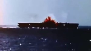 Атаки японских камикадзе на американские корабли