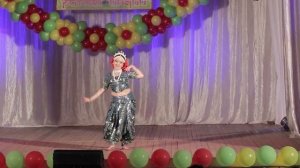 Светлана Файруз. Индийский танец "Маюри".