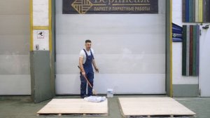 Как покрасить деревянный пол. Белый лак для Сосны и Лиственницы.