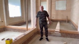 Шлифовка стен из клеёного бруса.