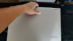 Unboxing Lenovo Yoga 730 15"