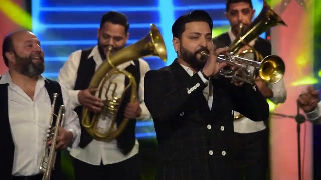 Dzambo Agusevi Orchestra - Hepsi Bir.mp4 смотреть онлайн