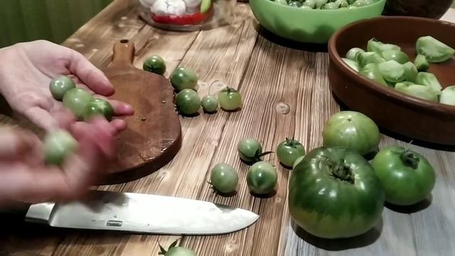 Очень вкусные зелёные солёные помидоры на зиму холодным способом. Старинный семейный рецепт.