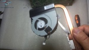 Как разобрать ноутбук Asus X54H и почистить от пыли