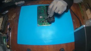 Ремонт блока управления двигателя ВАЗ 2115 Январь 7.2 \\ Меняем ключ управления катушкой, нет искры