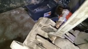 Как Утопить Поршень суппорта,Самодельное устройство, Пример на оке