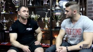 Бывалый бодибилдер - Сергей Дмитриев.