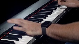 Yamaha Piaggero NP32 Portable Digital Piano, Black | Gear4music demo