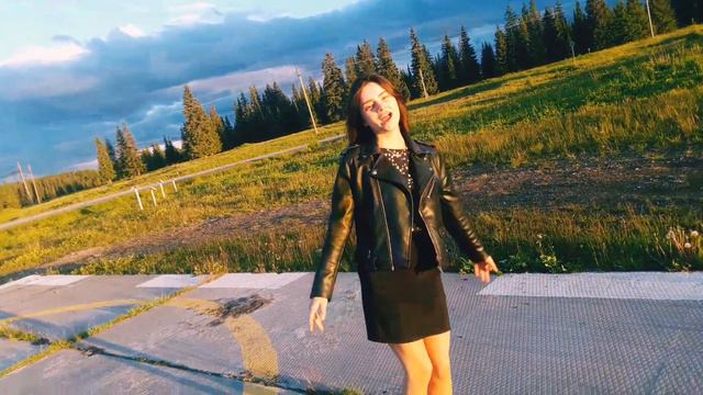 МОЙ ПЕРВЫЙ КАВЕР НА ПЕСНЮ NBA смотреть онлайн