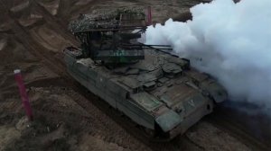 Боевые машины поддержки танков "Терминаторы" помогают занимать новые рубежи на передовой