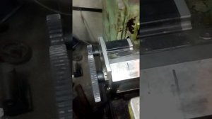Шаговый двигатель на подачу фрезерного станка.