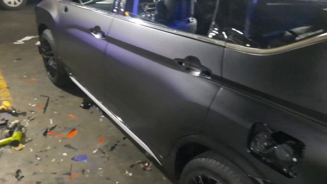 Wrapping Black Matt x pander смотреть онлайн