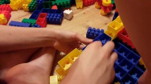 Старинная машина из конструктора