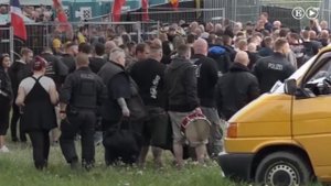6.000 neonazis celebran un concierto de rock en un pequeño pueblo alemán | Internacional
