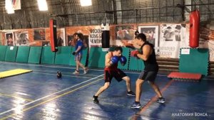 Бокс: развитие атаки после серии "Удар почтальона"